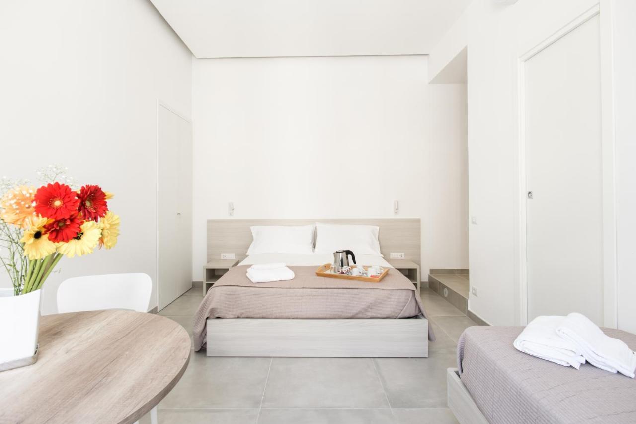 Lux Caracciolo Bed & Breakfast Napoli Eksteriør bilde